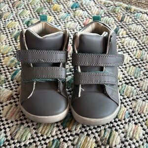 Ten Little Kids Gray Velcro High-Top Sneakers size 6